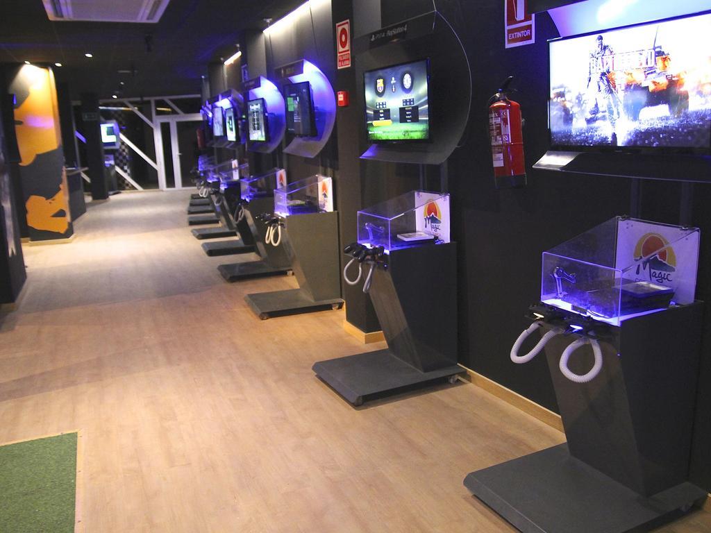 Magic Cristal Park Hotel Benidorm Bagian luar foto