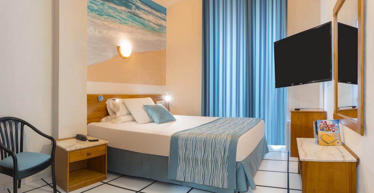 Magic Cristal Park Hotel Benidorm Bagian luar foto